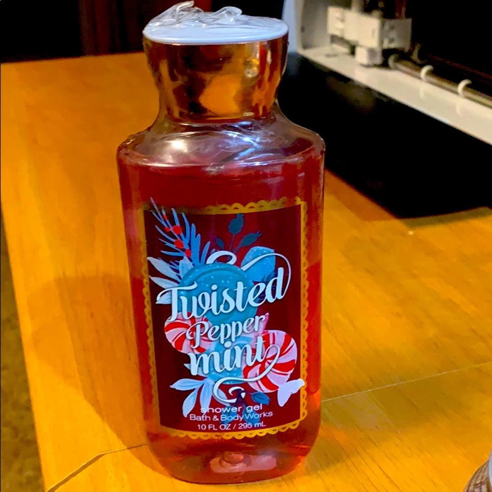 *NEW* Bath & Body Works Shower Gel